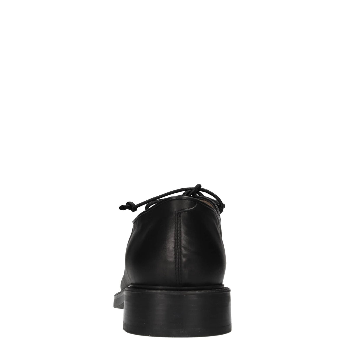 Stringate in pelle 