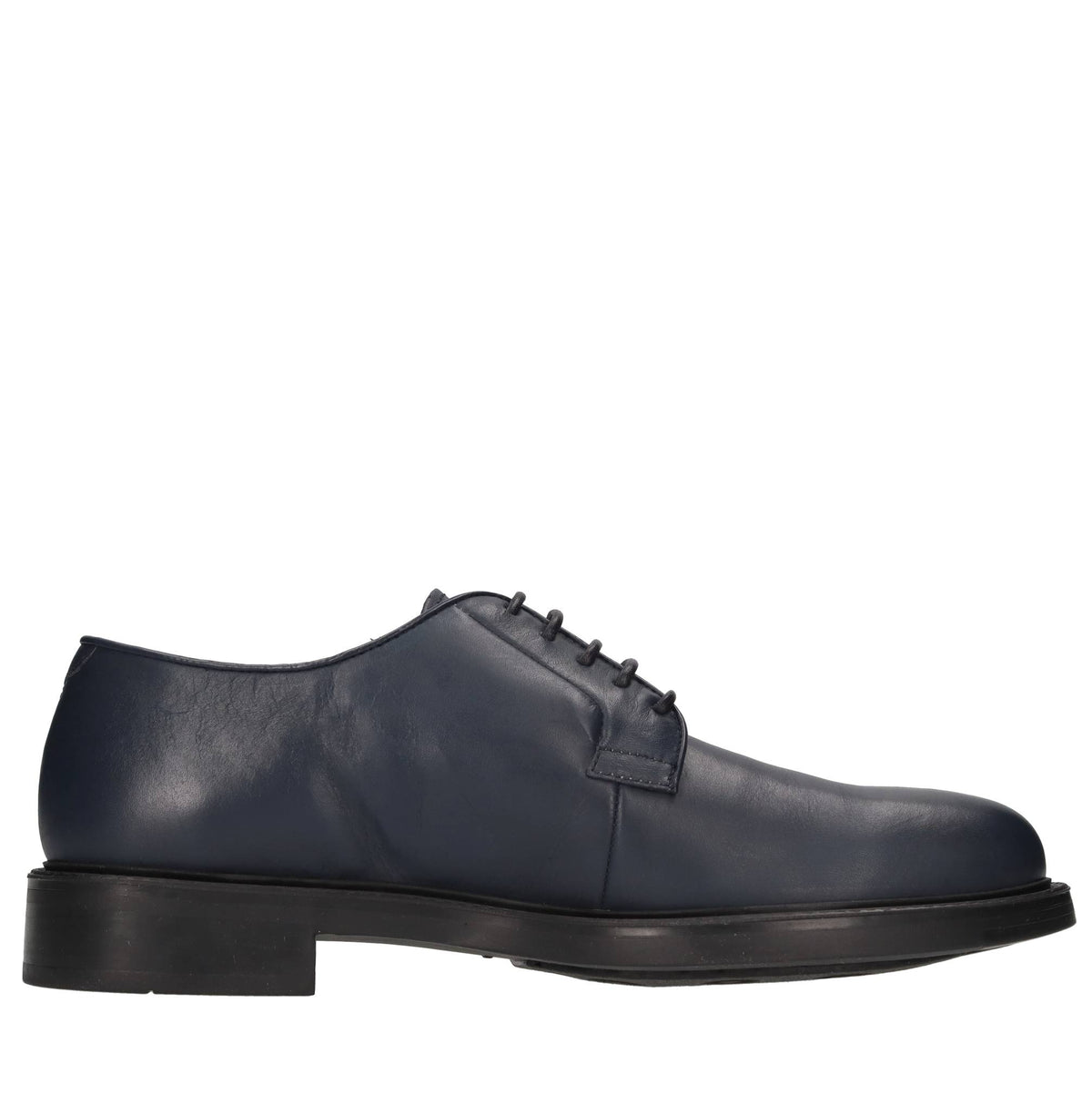 Stringate in pelle 