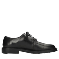 Stringate in pelle 
