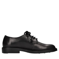 Stringate in pelle 