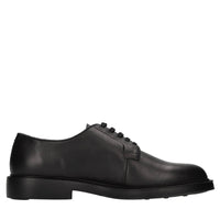 Stringate in pelle 