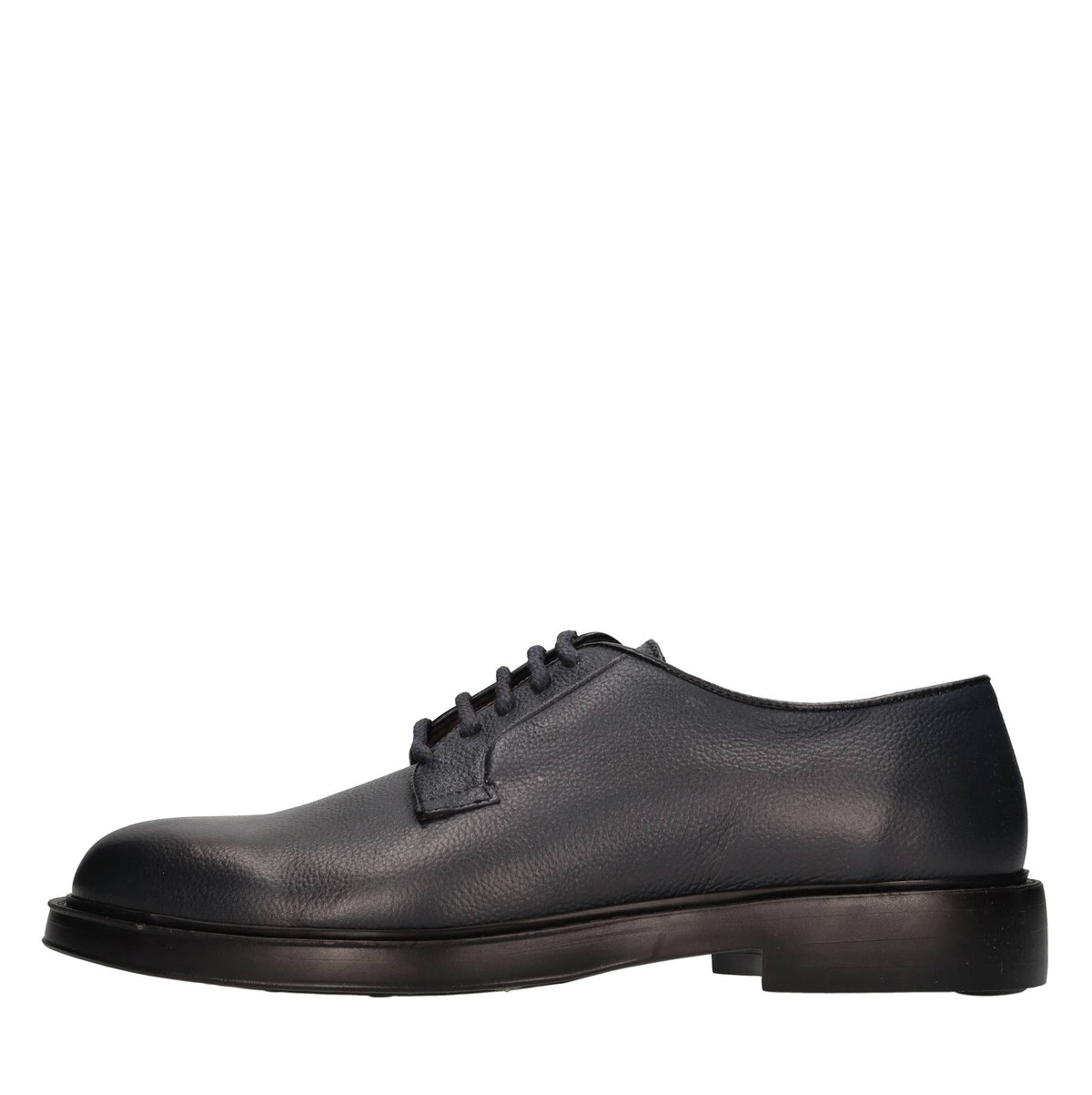Stringate in pelle 