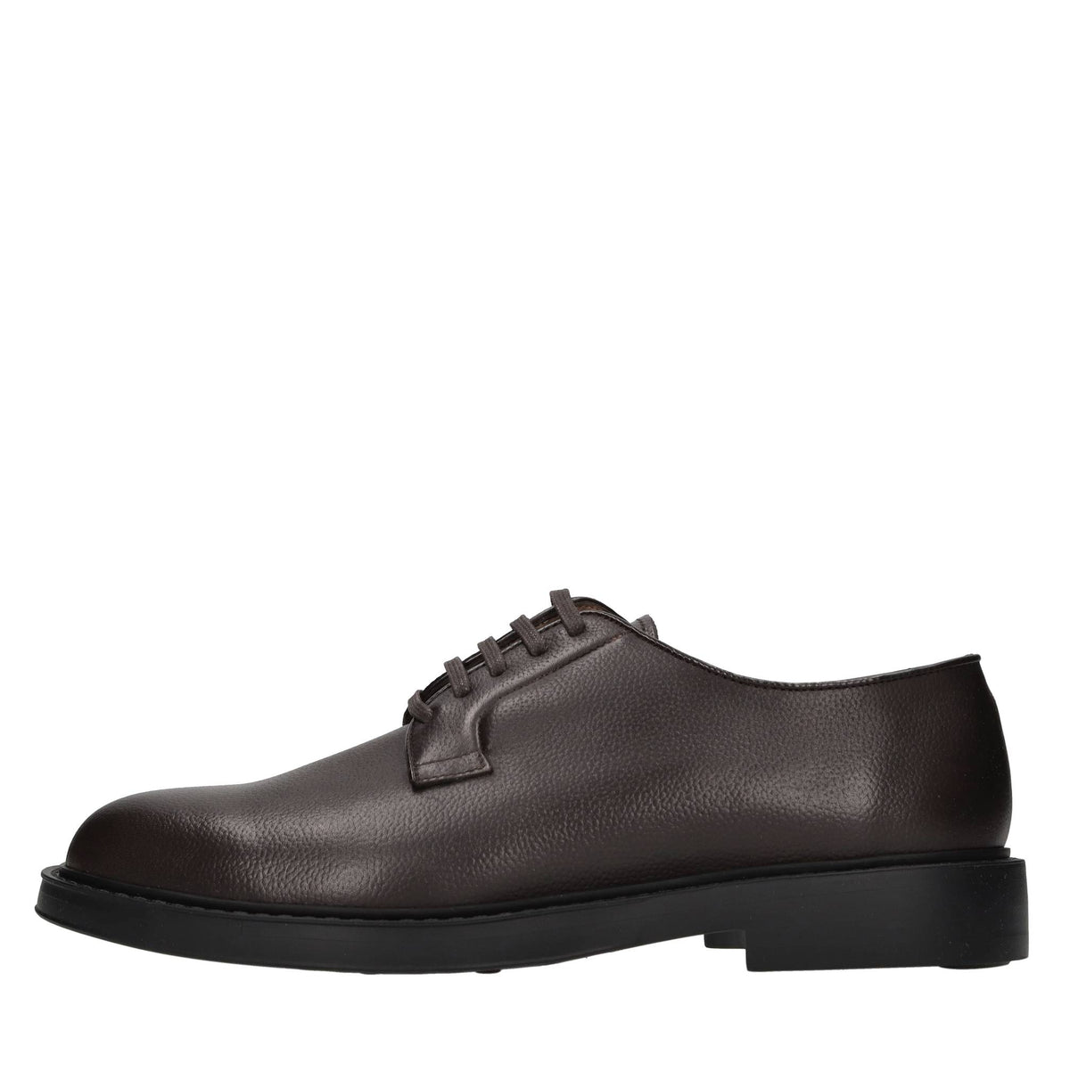 Stringate in pelle 