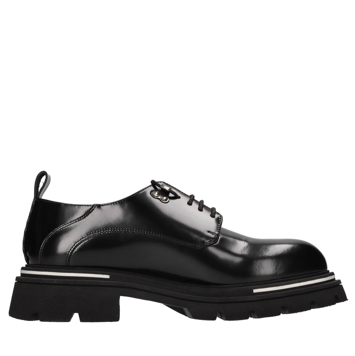 Stringate in pelle 
