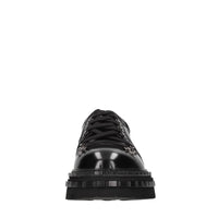 Stringate in pelle 