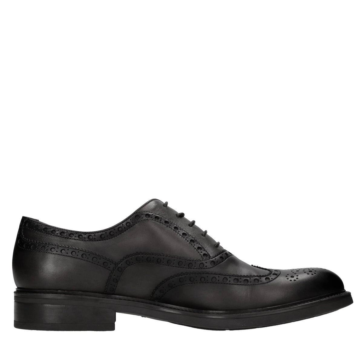 Stringate in pelle 