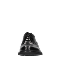 Stringate in pelle 