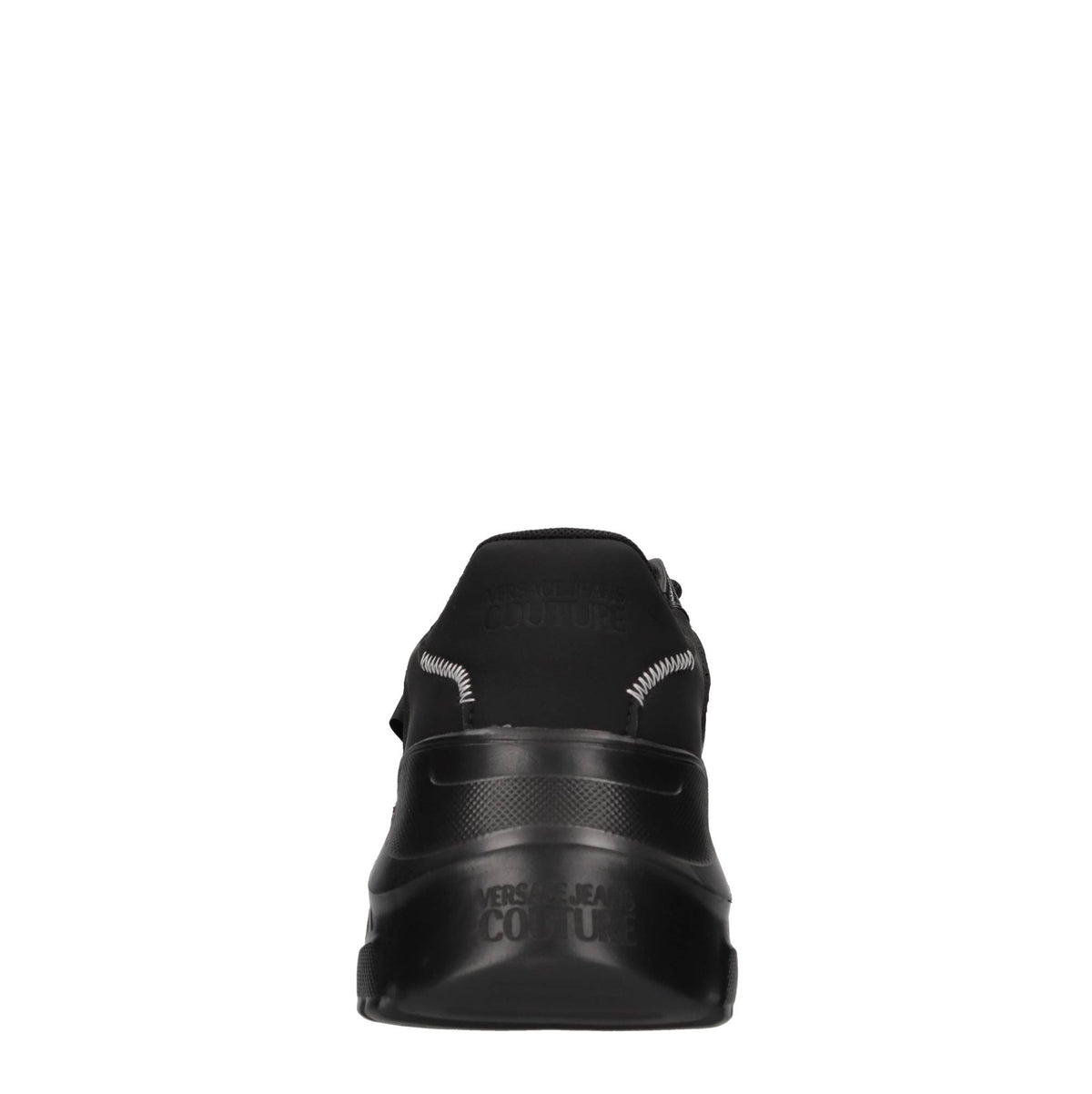 Sneakers in tessuto e altre materie 