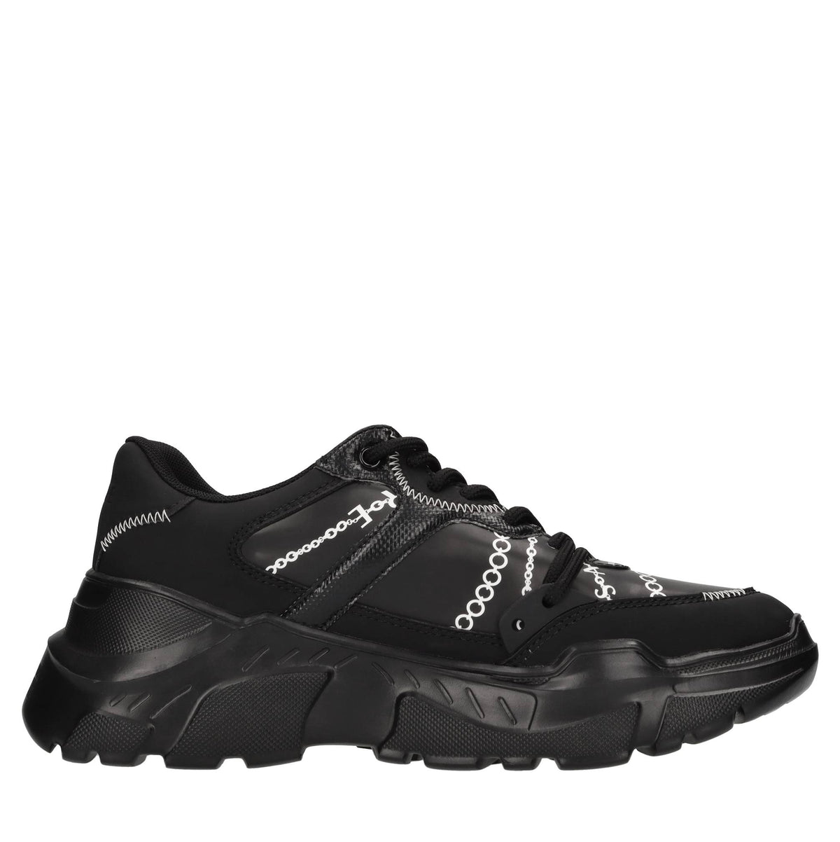 Sneakers in tessuto e altre materie 