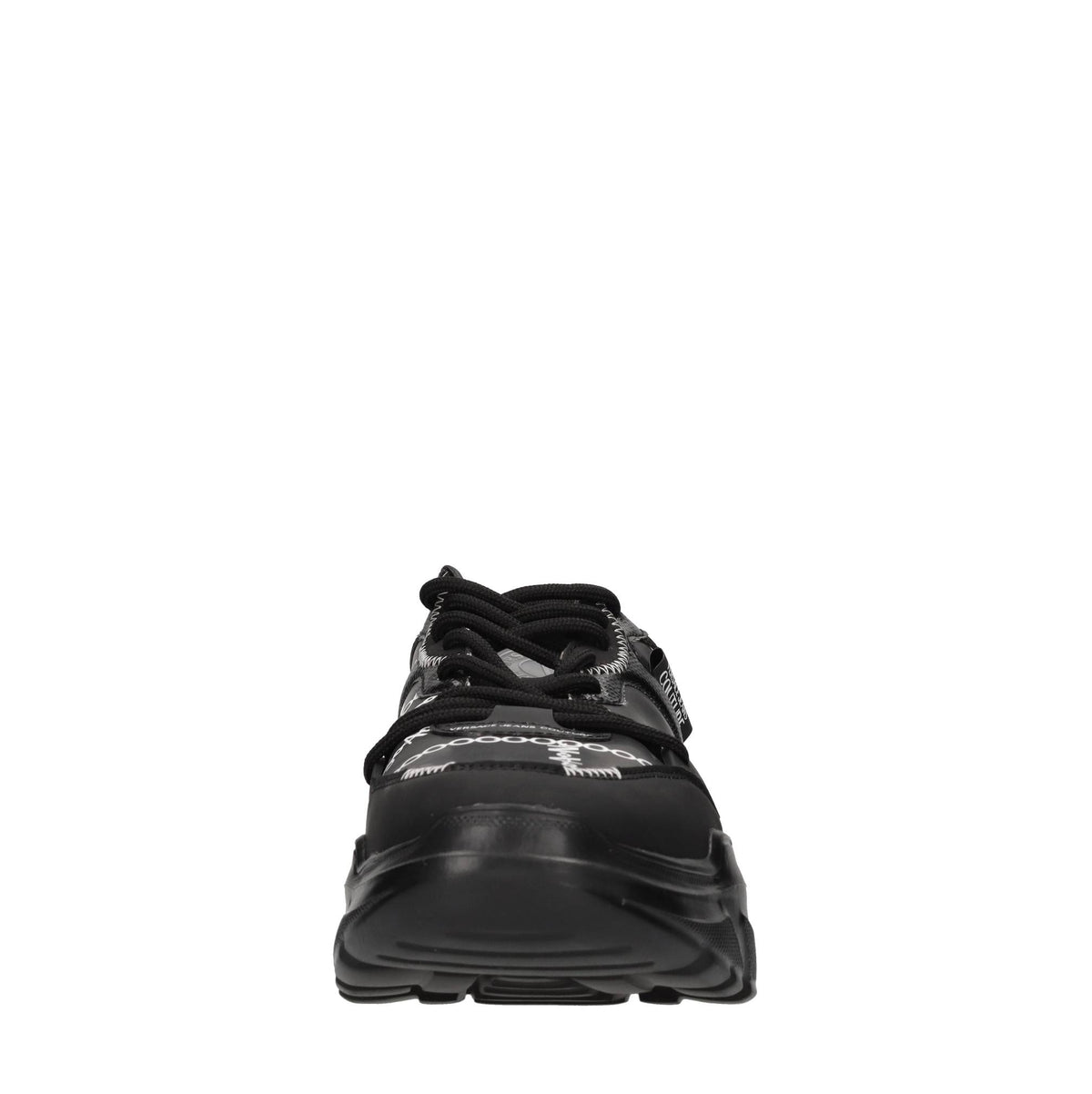 Sneakers in tessuto e altre materie 