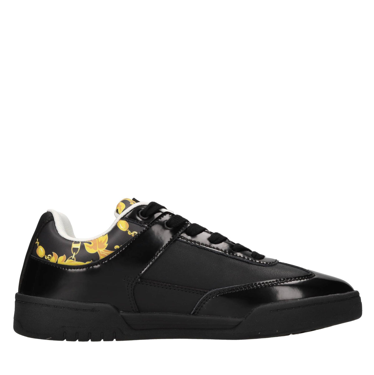 Sneakers in pelle ed ecopelle 