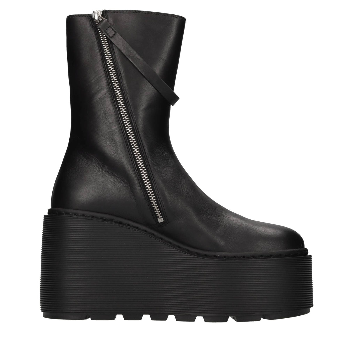 Stivaletti Elodie con zeppa in pelle 
