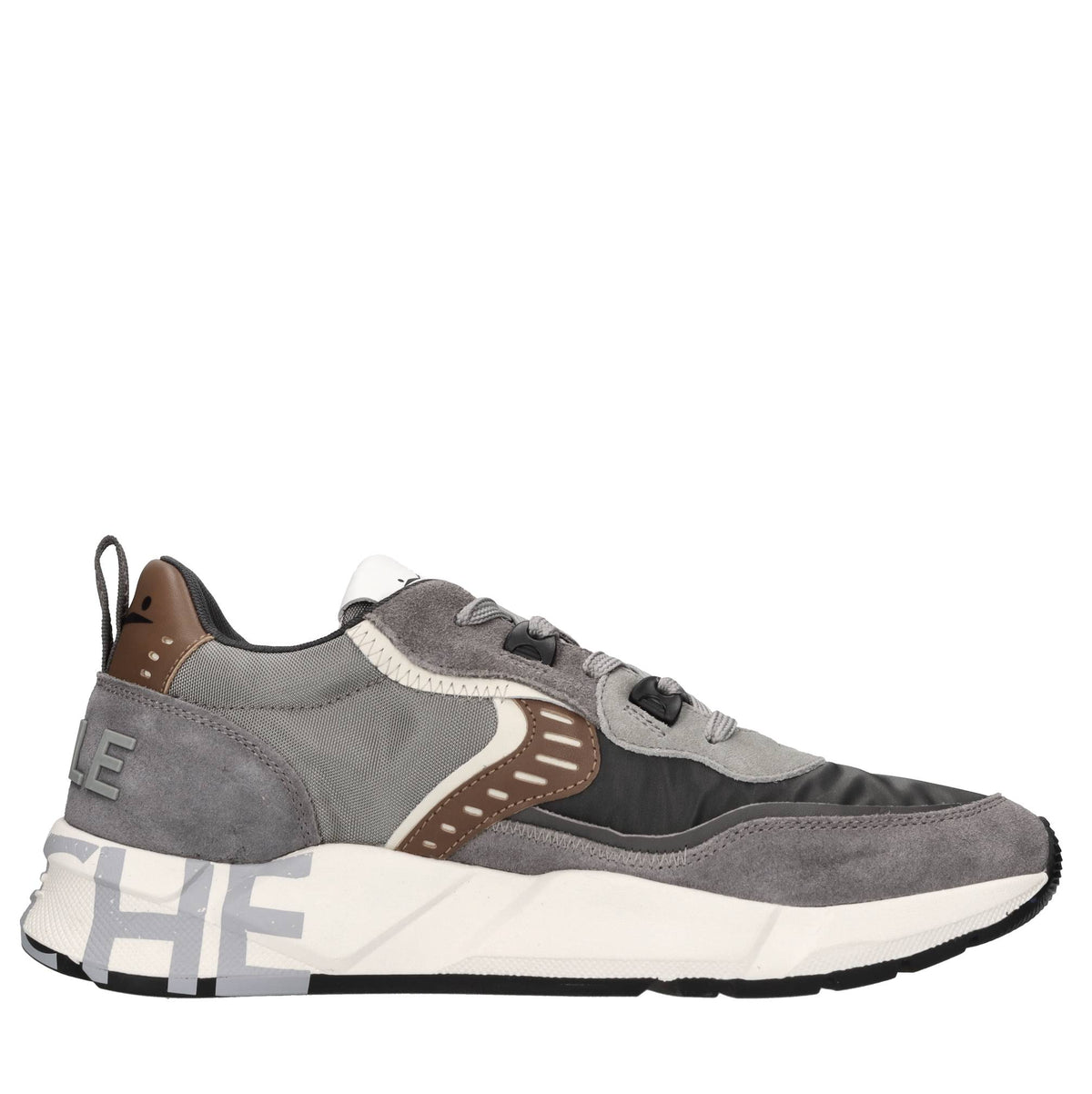 Sneakers in camoscio e tessuto 