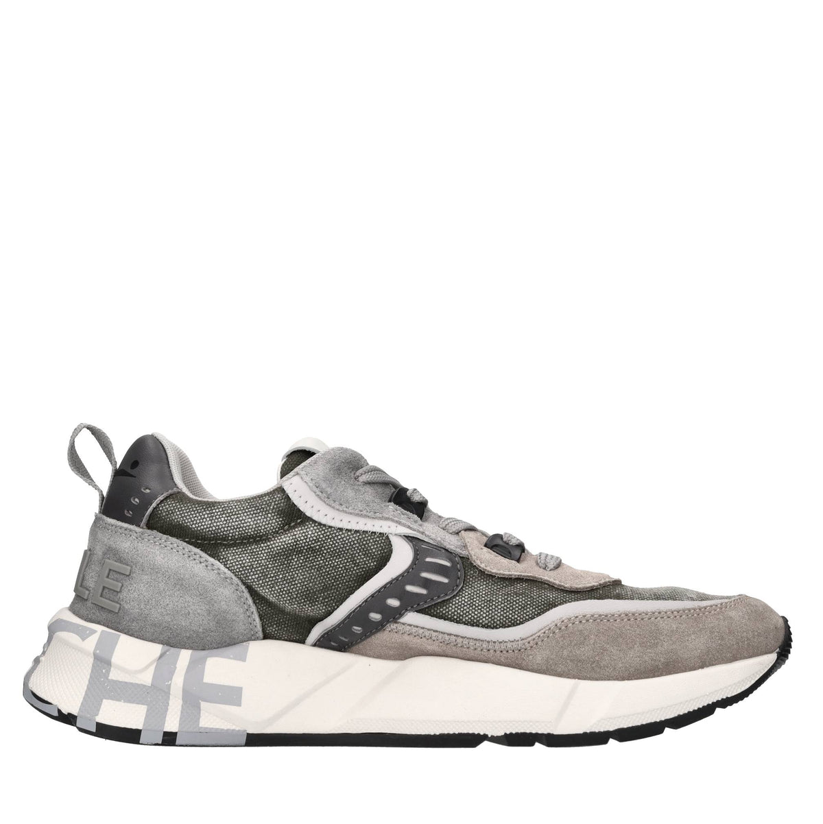 Sneakers in camoscio, pelle e tessuto 