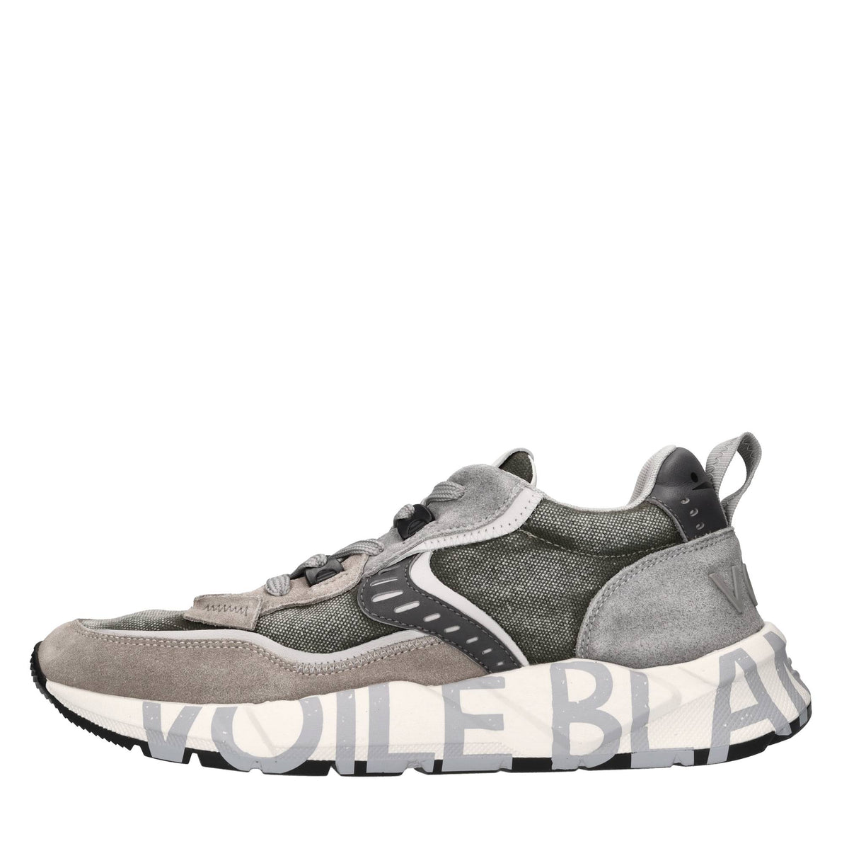 Sneakers in camoscio, pelle e tessuto 