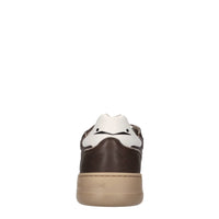 Sneakers in pelle 