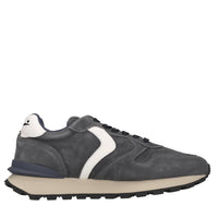Sneakers in camoscio e tessuto 