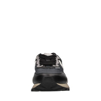 Sneakers in camoscio e tessuto 