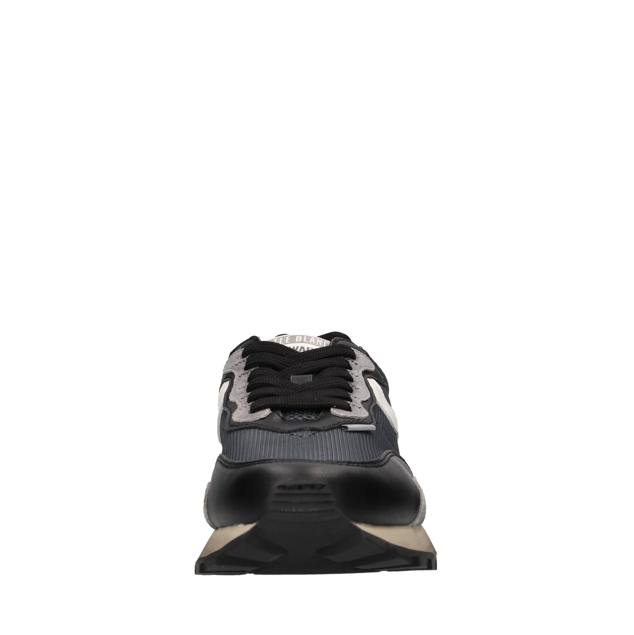 Sneakers in camoscio e tessuto 