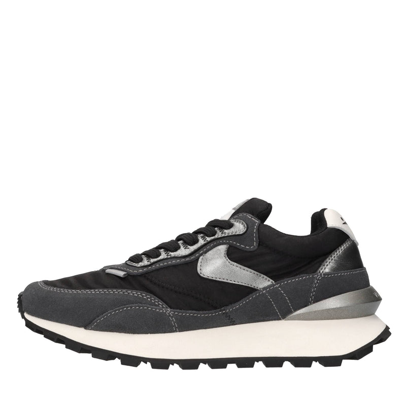 Sneakers in camoscio pelle e tessuto 