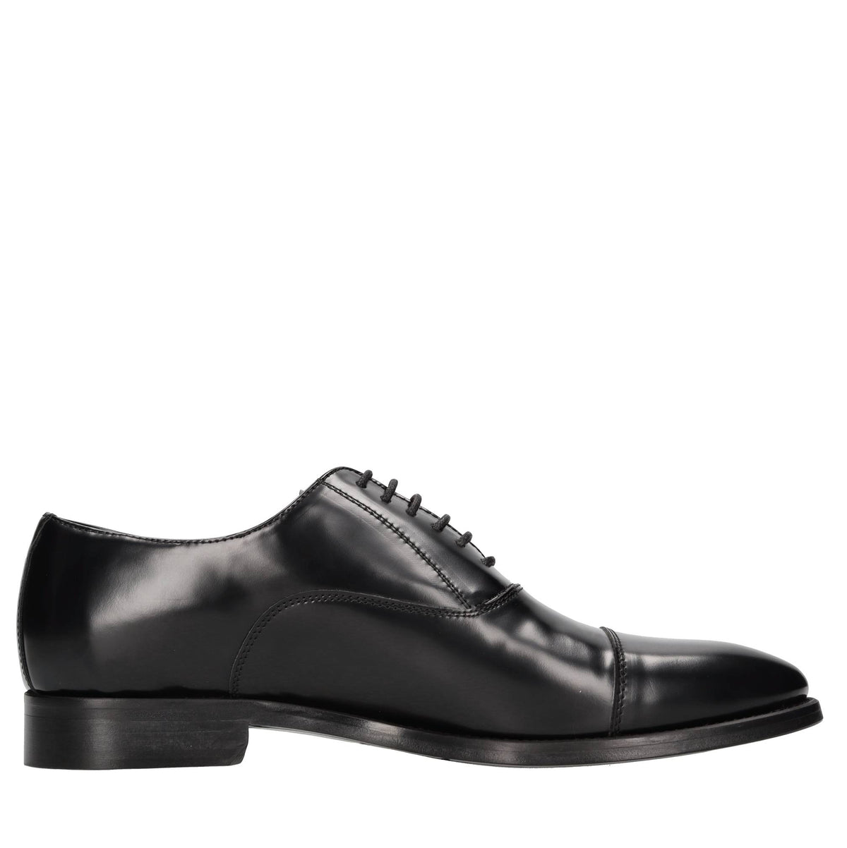 Stringate in pelle 
