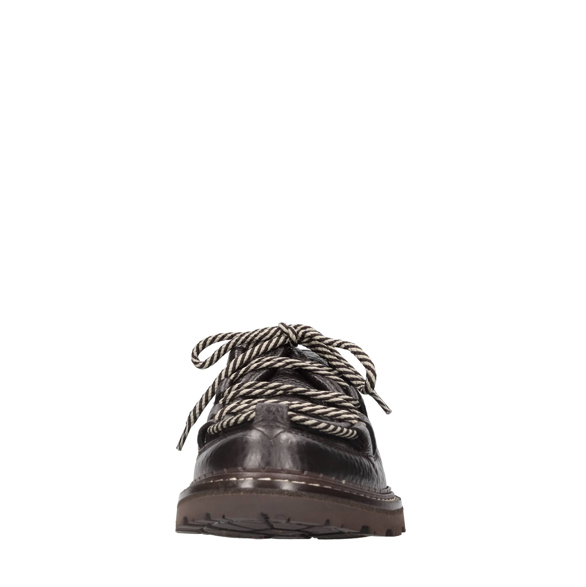 Stringate in pelle 