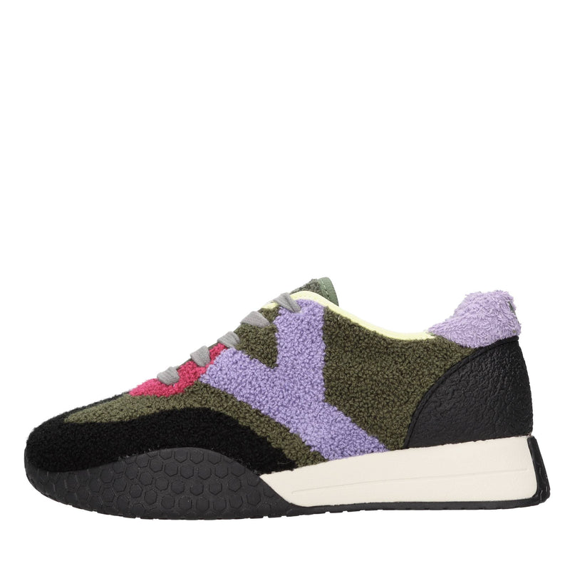Sneakers vintage in pelliccia floccata 