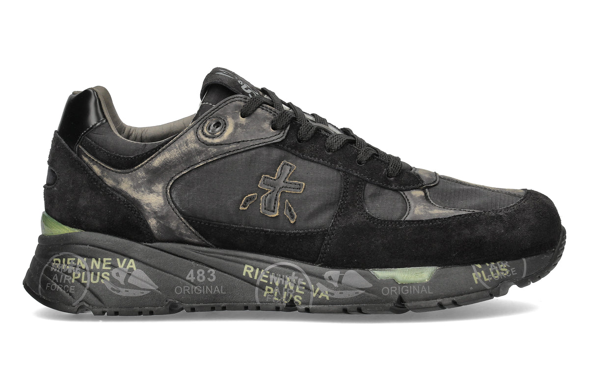 Sneakers multimateriale 