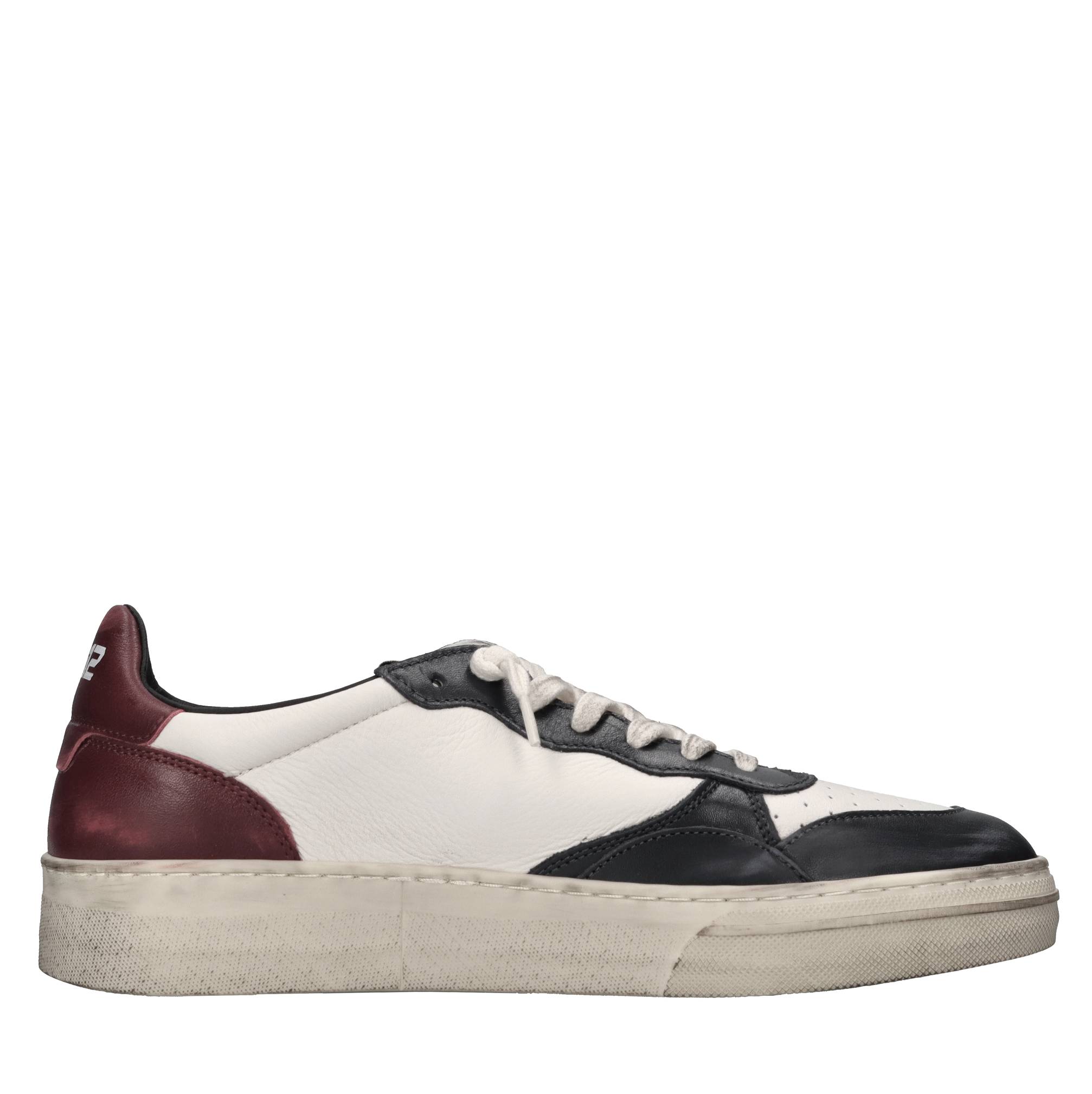 Sneakers in pelle 
