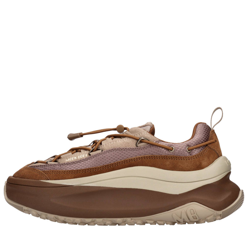 Sneakers in camoscio e tessuto 