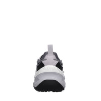 Sneakers in camoscio e tessuto 