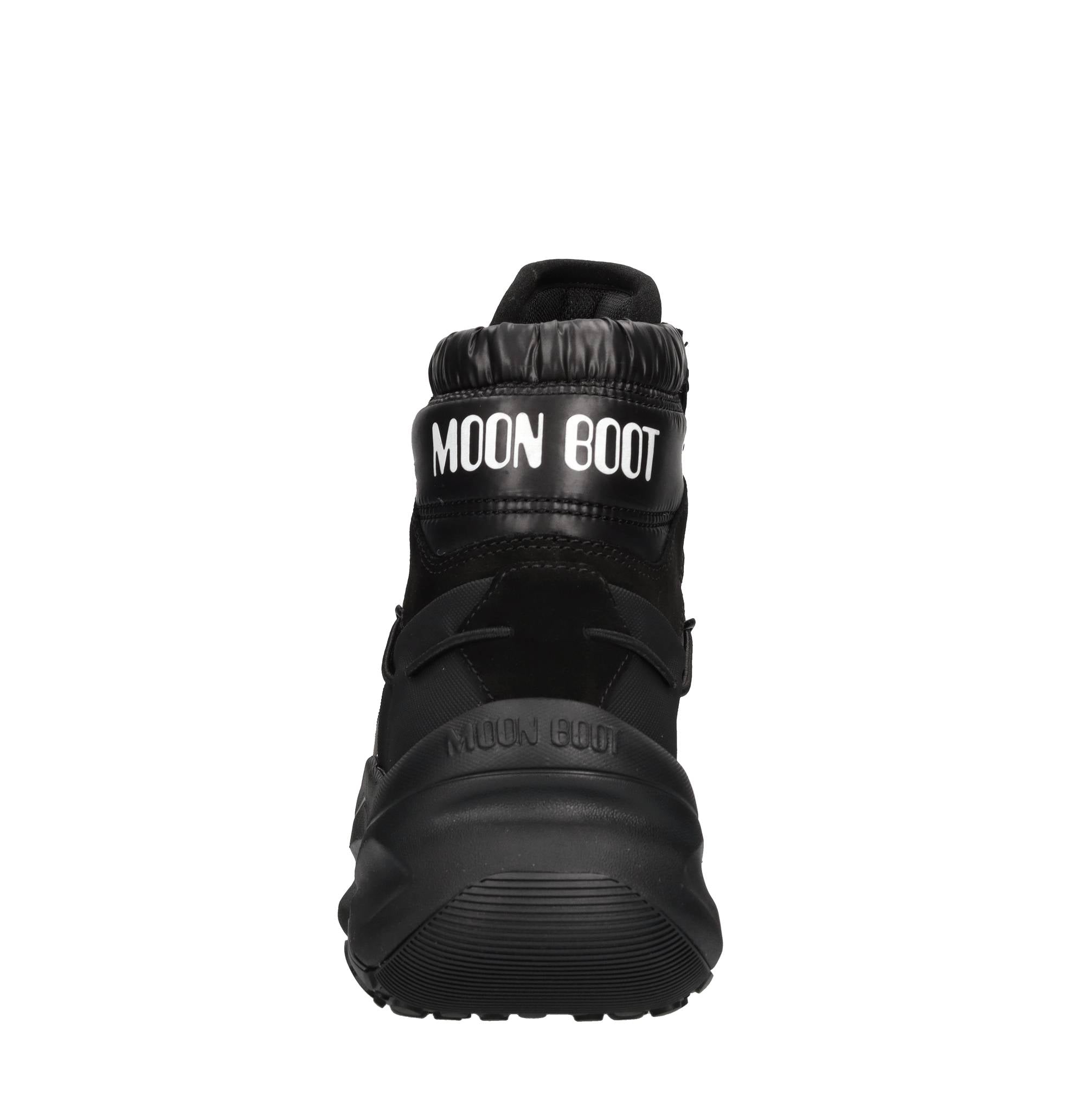 Sneakers in camoscio e tessuto 