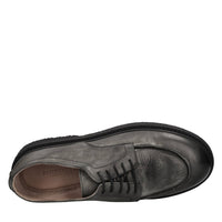 Stringate in pelle 