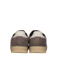 Sneakers in camoscio ed ecopelle 