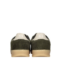 Sneakers in camoscio ed ecopelle 