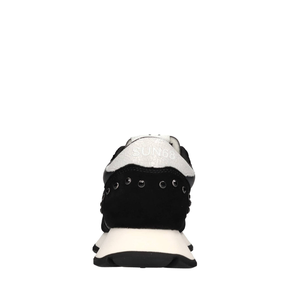 Sneakers in pelle, tessuto ed ecopelle 