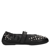 Ballerine in pelle con borchie 