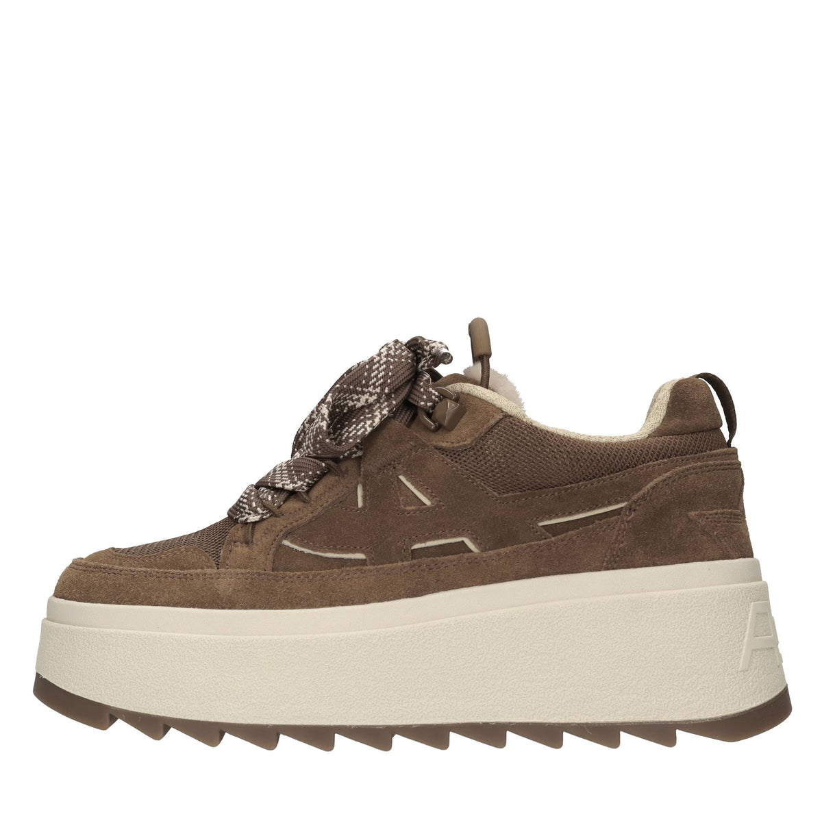 Sneakers in camoscio e tessuto 