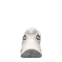 Sneakers in pelle e tessuto 