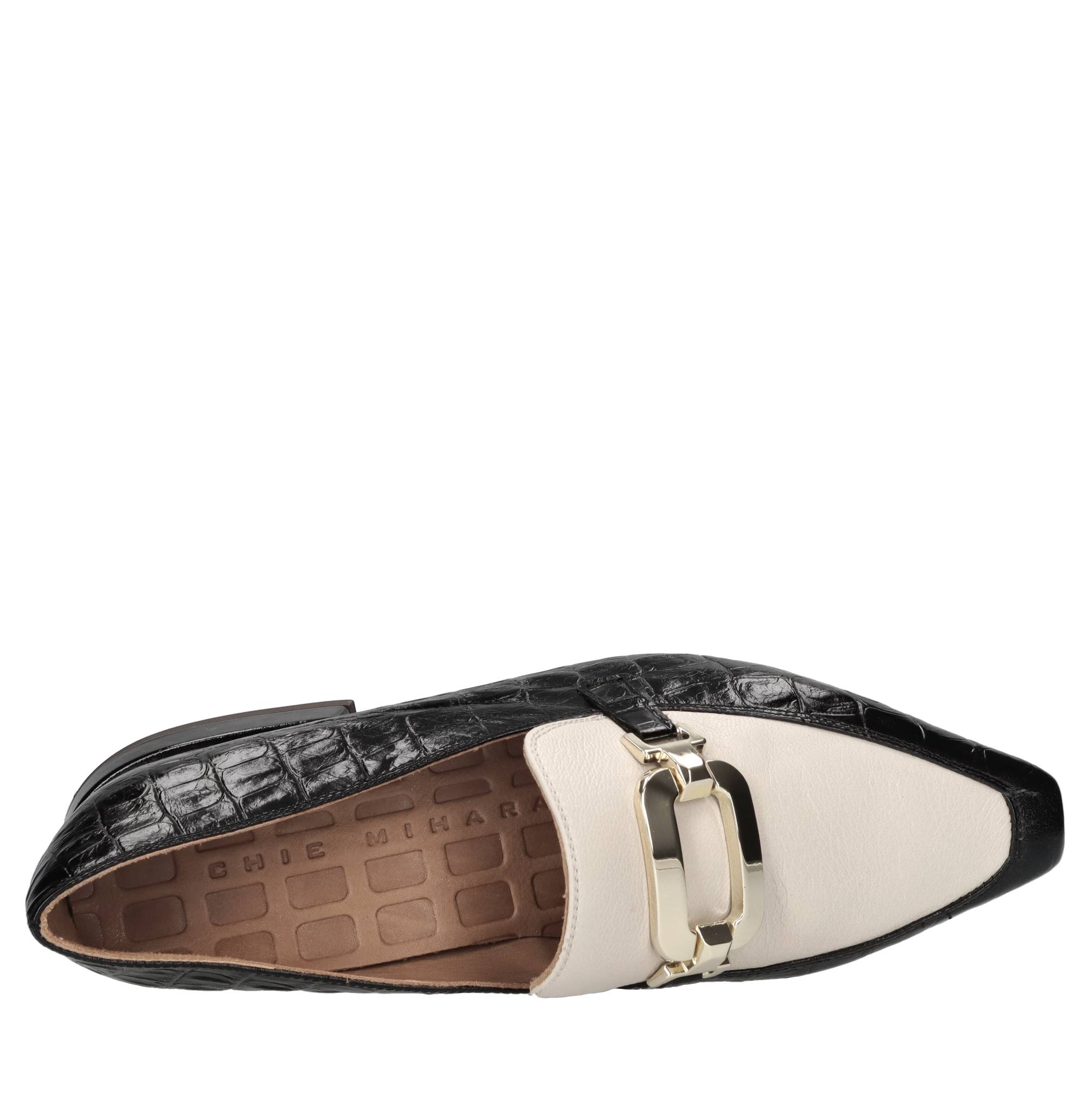 Mocassini modello Gildo in pelle. 