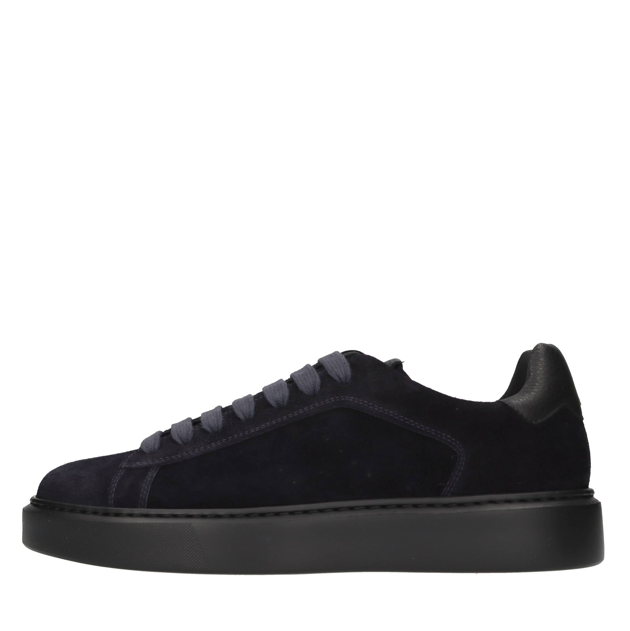 Sneakers in camoscio 