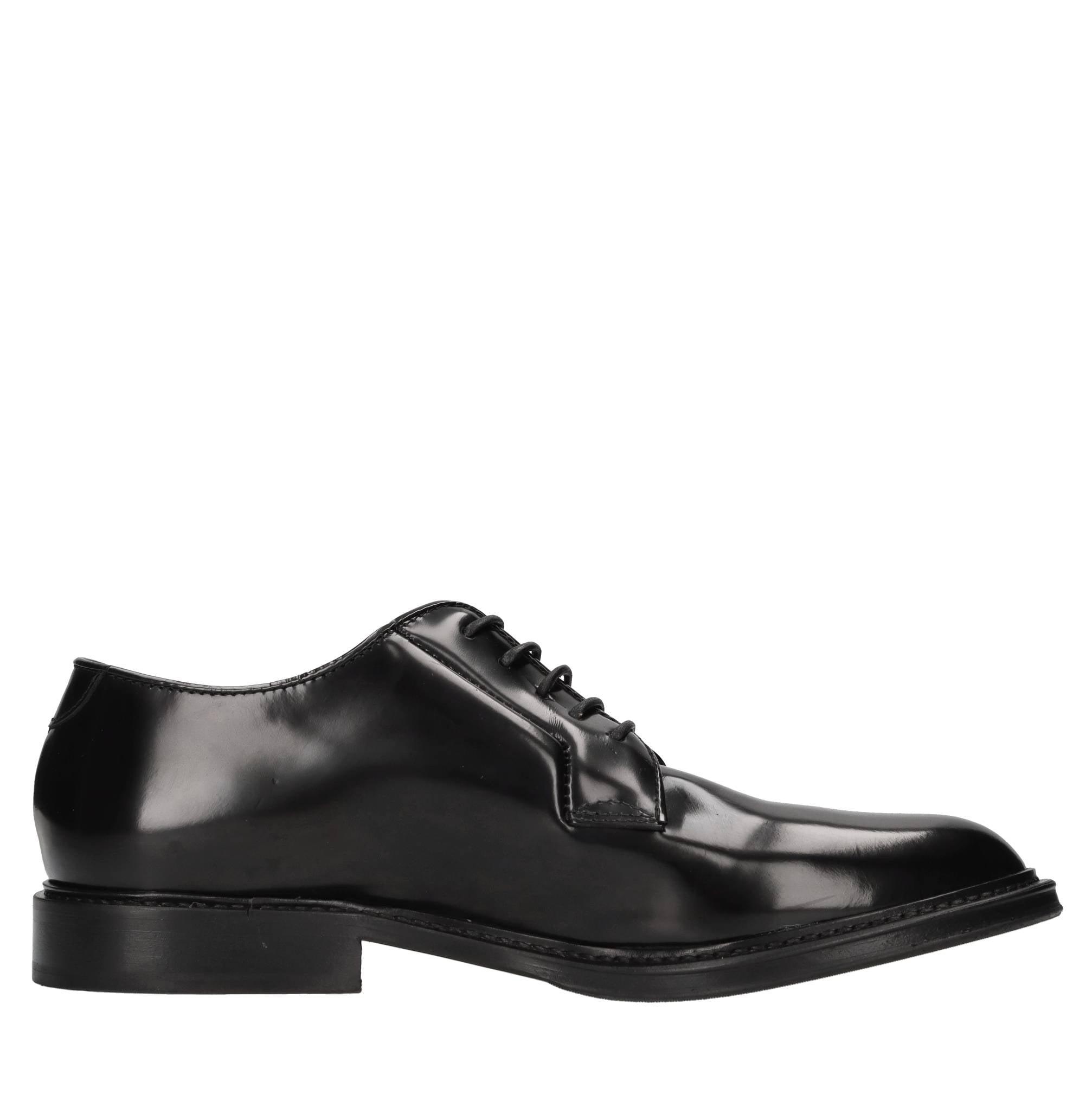 Stringate in pelle 