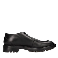 Stringate in pelle 