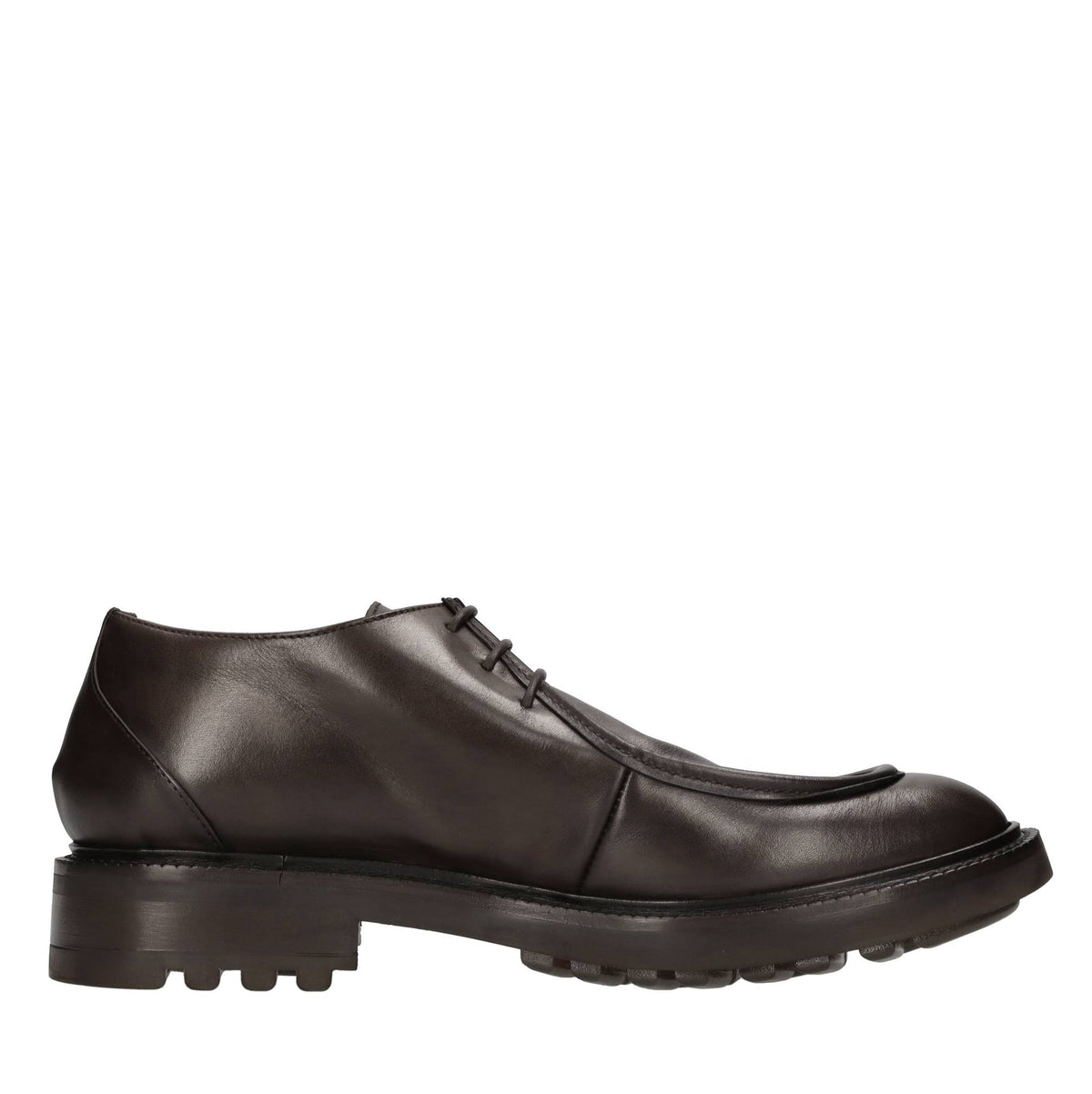 Stringate in pelle 
