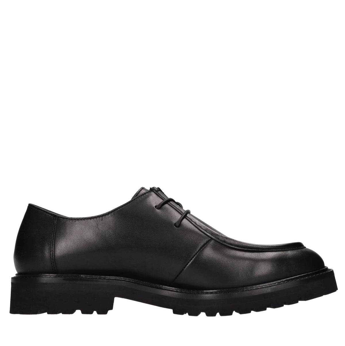 Stringate in pelle 