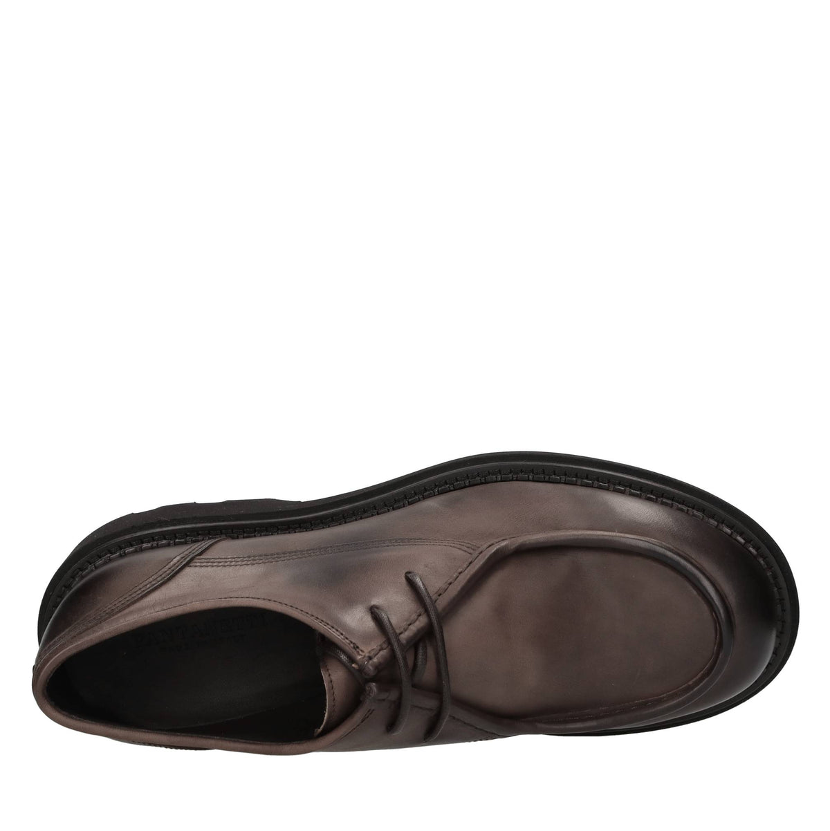 Stringate in pelle 