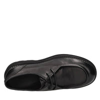 Stringate in pelle 