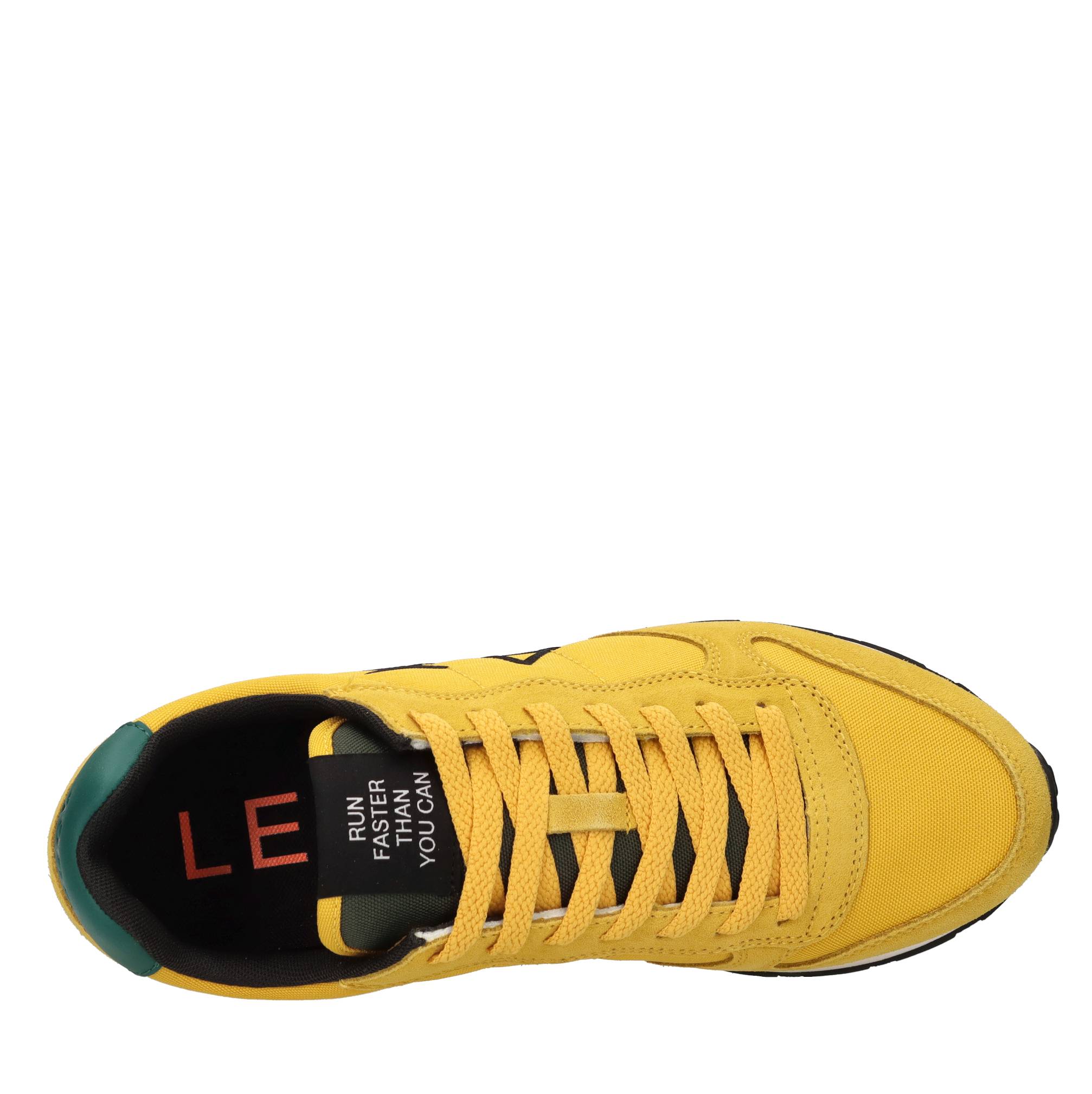 Sneakers Tom Solid in camoscio e tessuto 