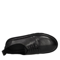 Stringate in pelle 