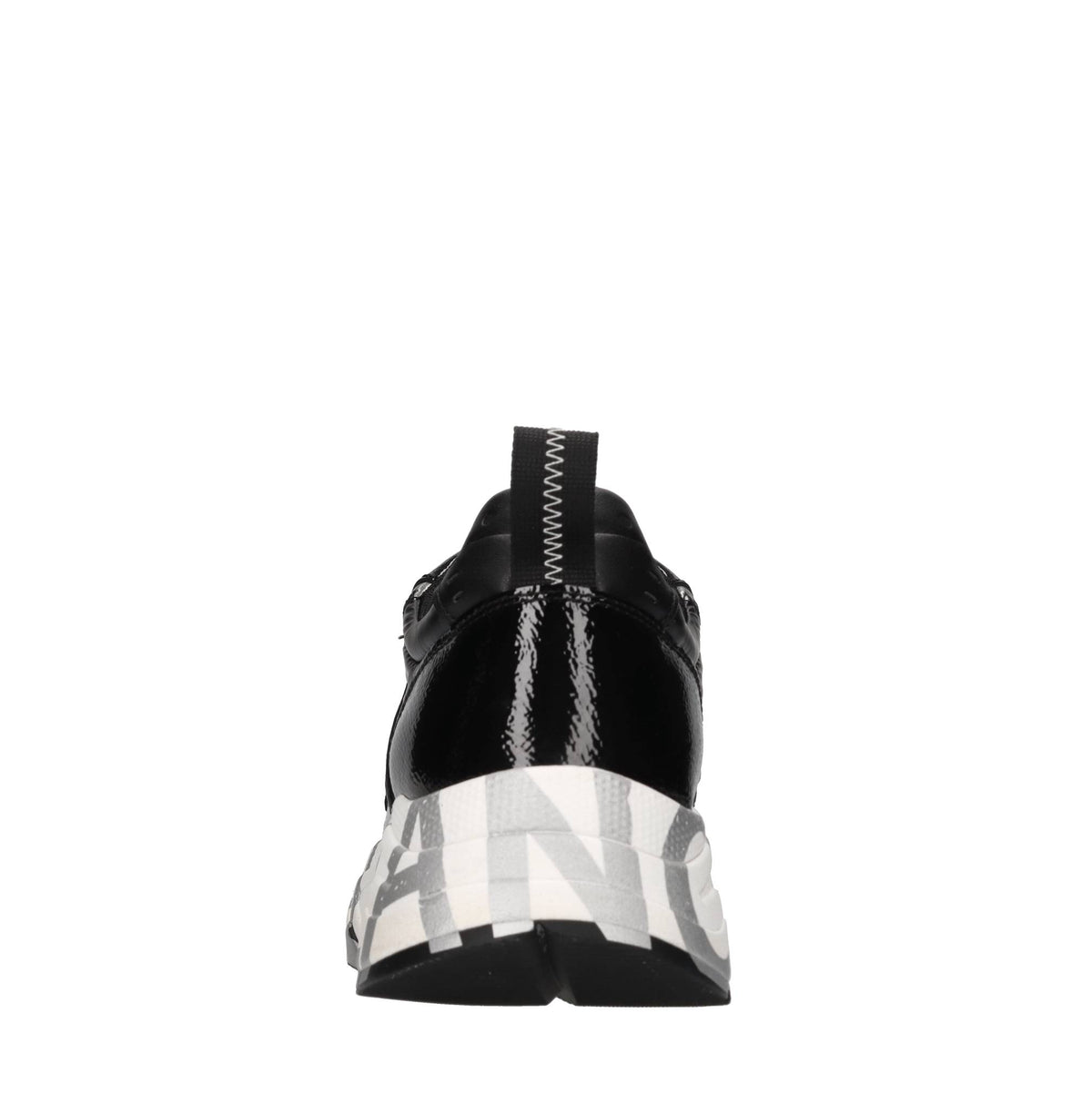 Sneakers in vernice e tessuto tecnico 